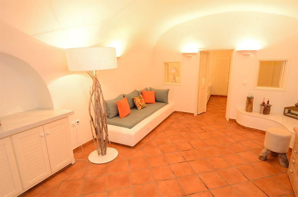 Hostel 16 Oia 外观 照片