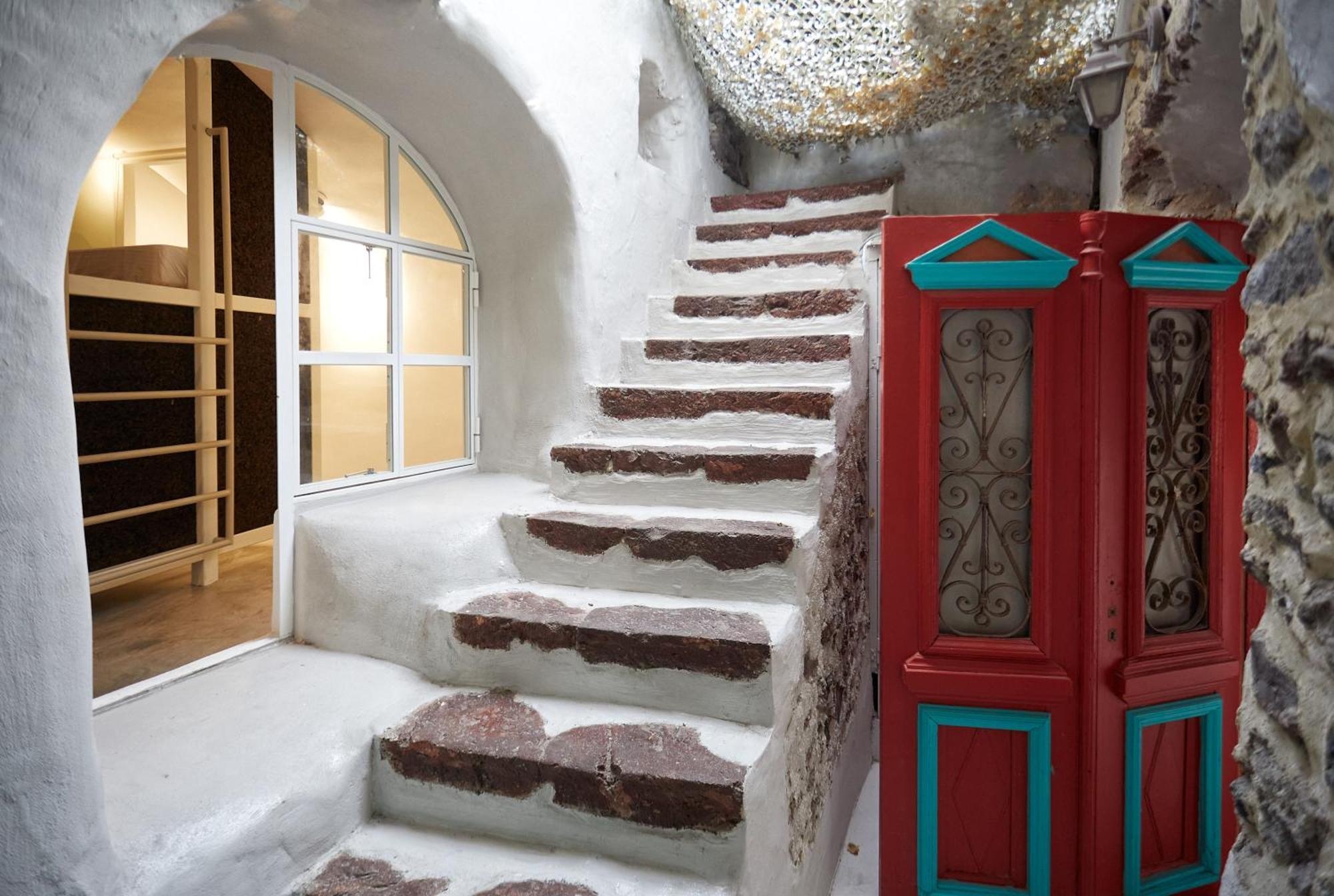 Hostel 16 Oia 外观 照片
